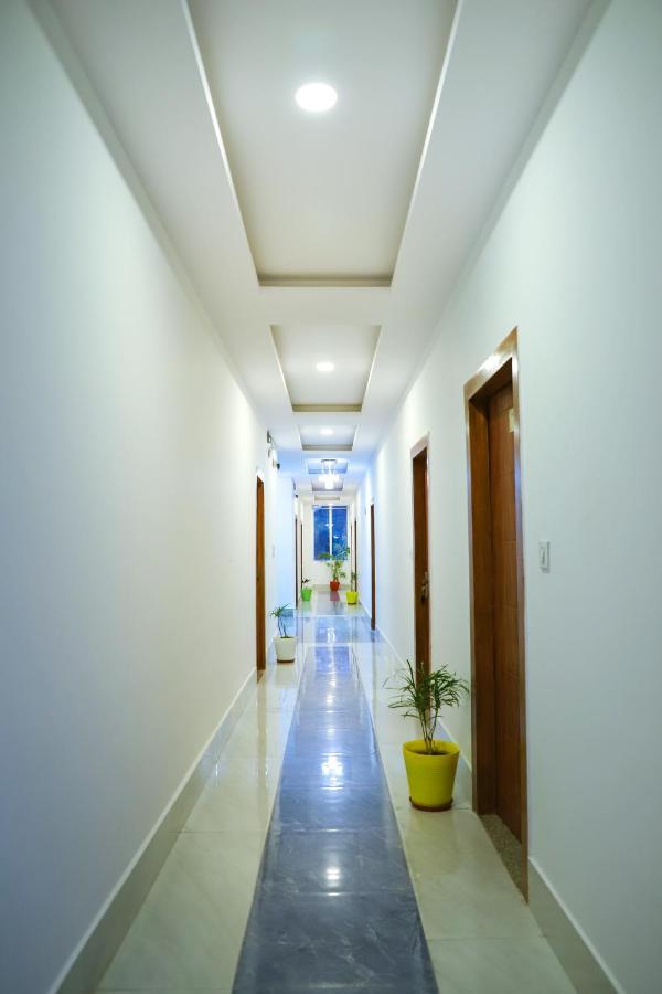 Hotel Srp Rishīkesh Екстериор снимка