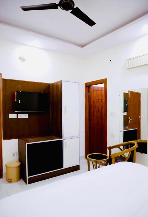 Hotel Srp Rishīkesh Екстериор снимка
