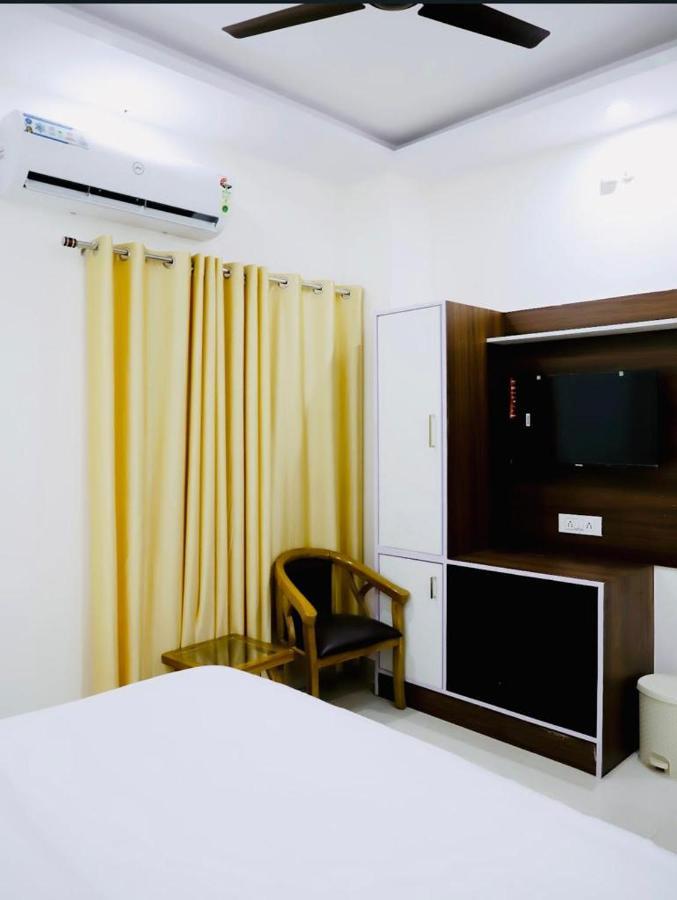 Hotel Srp Rishīkesh Екстериор снимка